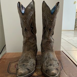 Women’s Laredo cowgirl boots